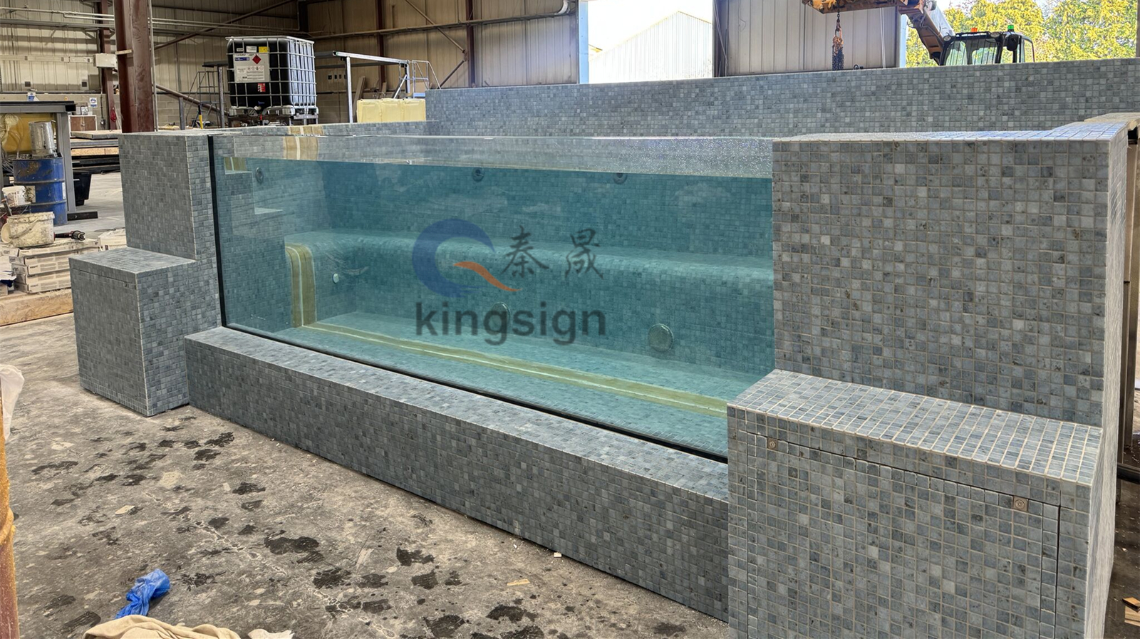Kingsign แผ่นอะคริลิกกั้นหน้าต่างสระว่ายน้ำ
